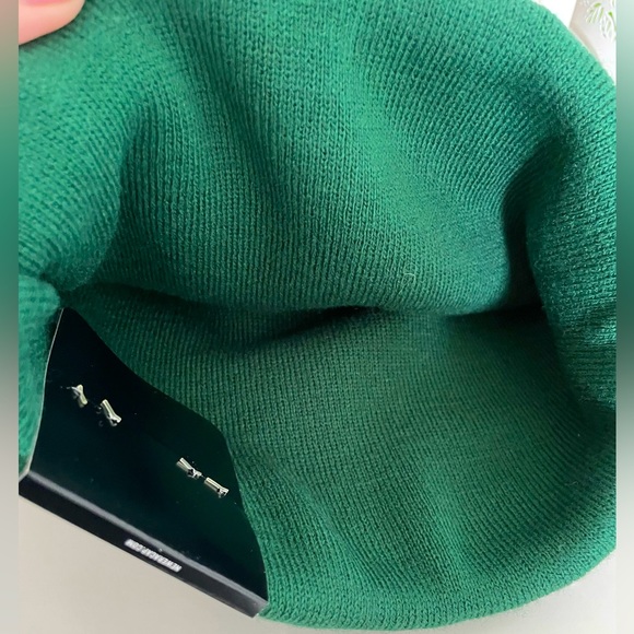 SUPREME RHINESTONE HAT / TOQUE - Picture 5 of 9